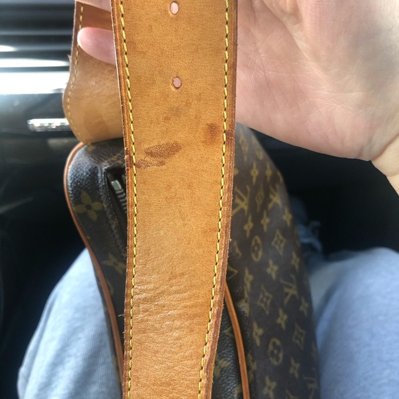 Louis Vuitton croissant gm bag authentic - Picture 9 of 12
